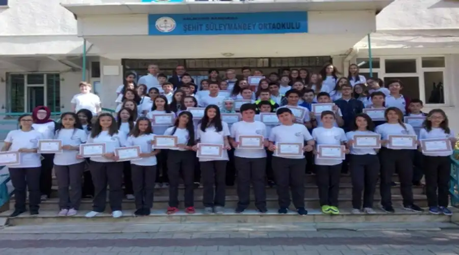 ref-suleyman-bey-ilkokulu-bandirma